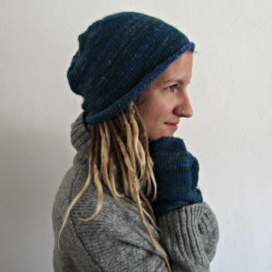 komplet z ručne pradenej vlny handspun merino wool set