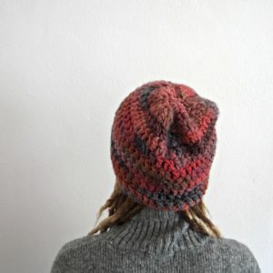 háčkovaná melírovaná čiapka crochet woolen hat
