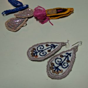 vyšívané náušnice Primavera embroidered earrings Primavera