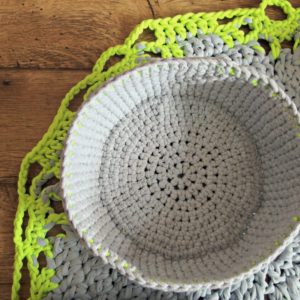 háčkovaný košík crochet basket