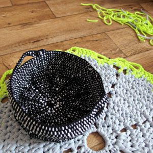 háčkovaný košík crochet basket